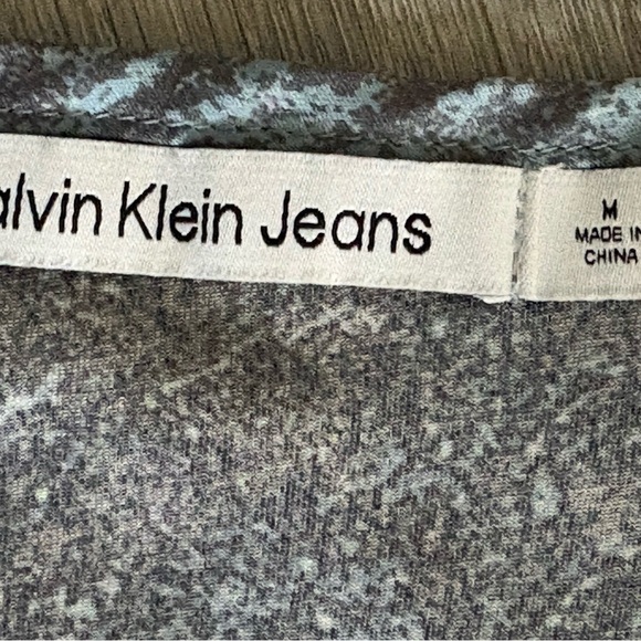 Calvin Klein Jeans
Women's Quakes Charmeuse Bias Slip Dress - Picture 6 of 6